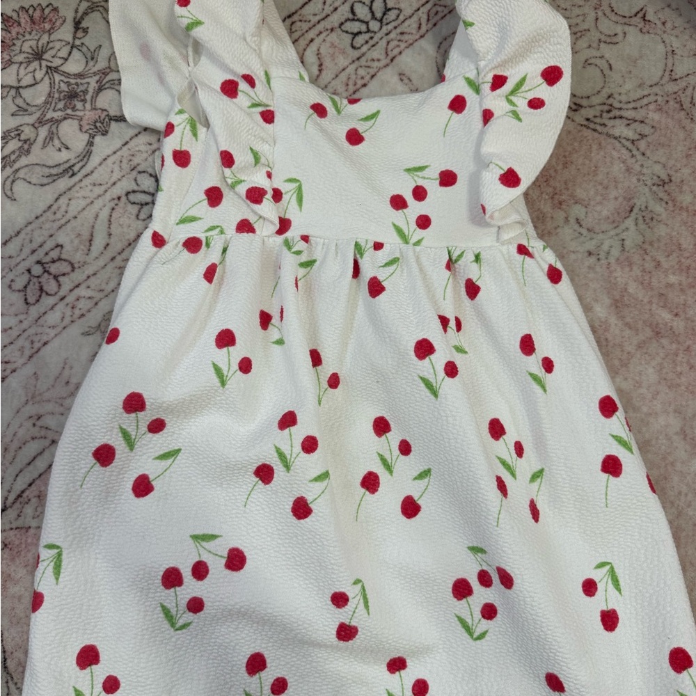 Zara White Garment with Red Pattern